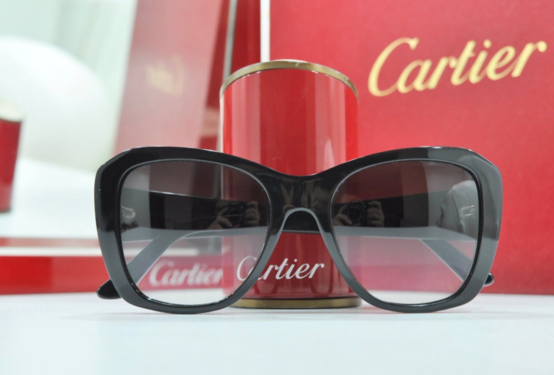 Cartier Occhiali & Lenti: Cartier Sonnenbrille neu – Nuovo (secondo la descrizione) da Bad Ragaz venduto da Coma.67 9