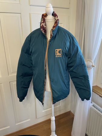 Wendejacke Karl Kani blau bordeaux floraler Print Unisex