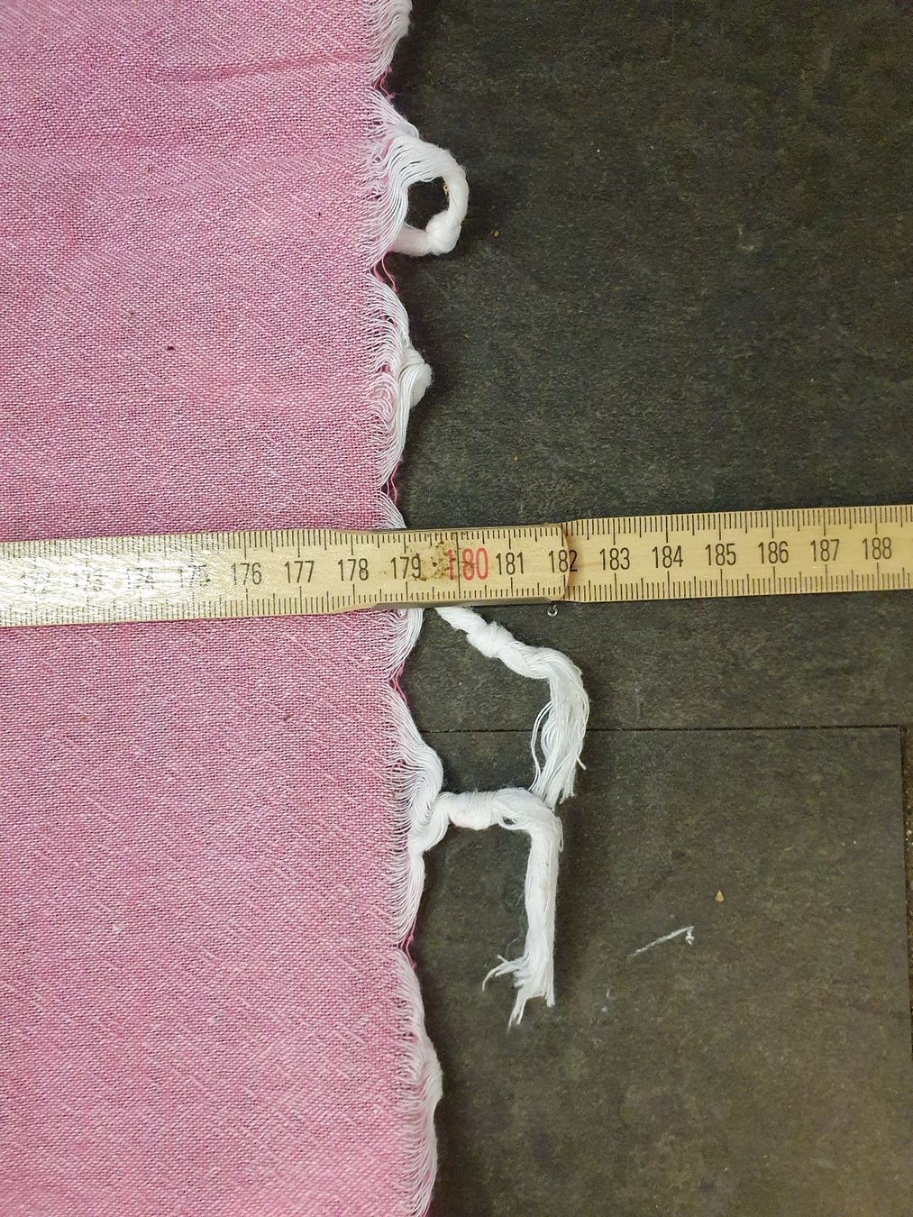Teli da bagno: Strandtuch Lila 180 x 83 – Usato da Zürich venduto da loosebone 1
