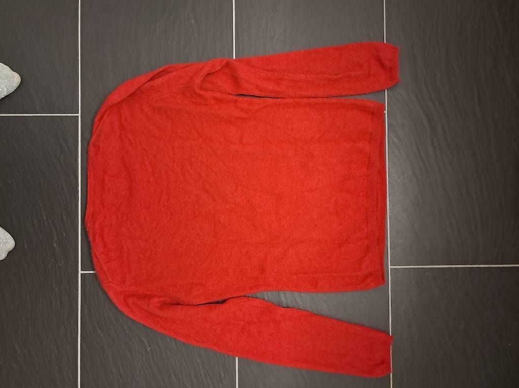 Maglioni & Felpe: Kaschmirpullover Gr. S rot – Usato da Uster venduto da ellenaa 1