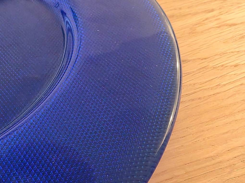 Teller: Glas Teller blau, Durchmesser 33,5 cm – Neu und originalverpackt aus Urtenen-Schönbühl von ger_bx2c 2