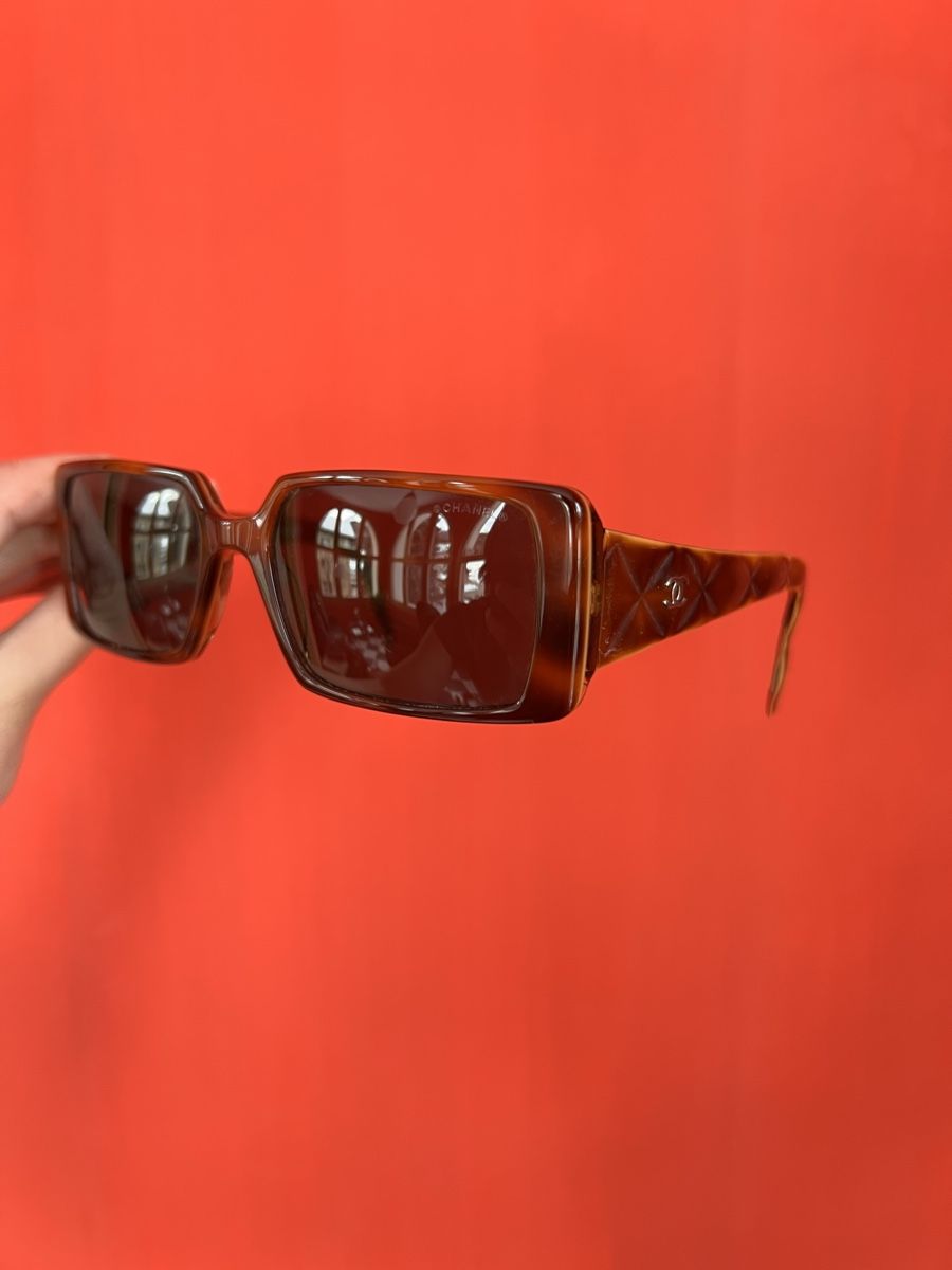 Chanel Occhiali & Lenti: CHANEL Sonnenbrille braun – Usato da Zürich venduto da car_x52z 1