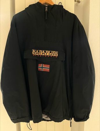 Gefütterte Napapijri Jacke