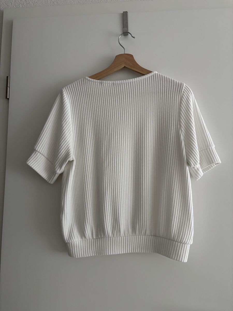 Someday Pulls & Sweat-shirts: Someday Kurzarm-Pullover! 🐚 – D'occasion à Stettfurt par rebella 2