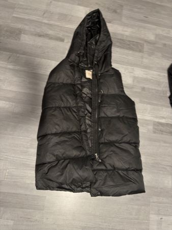 ONLY Carmakoma Steppweste mit Kapuze, Schwarz, Gr. S