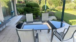 Gartentisch mit 4 Stühlen guter Zustand