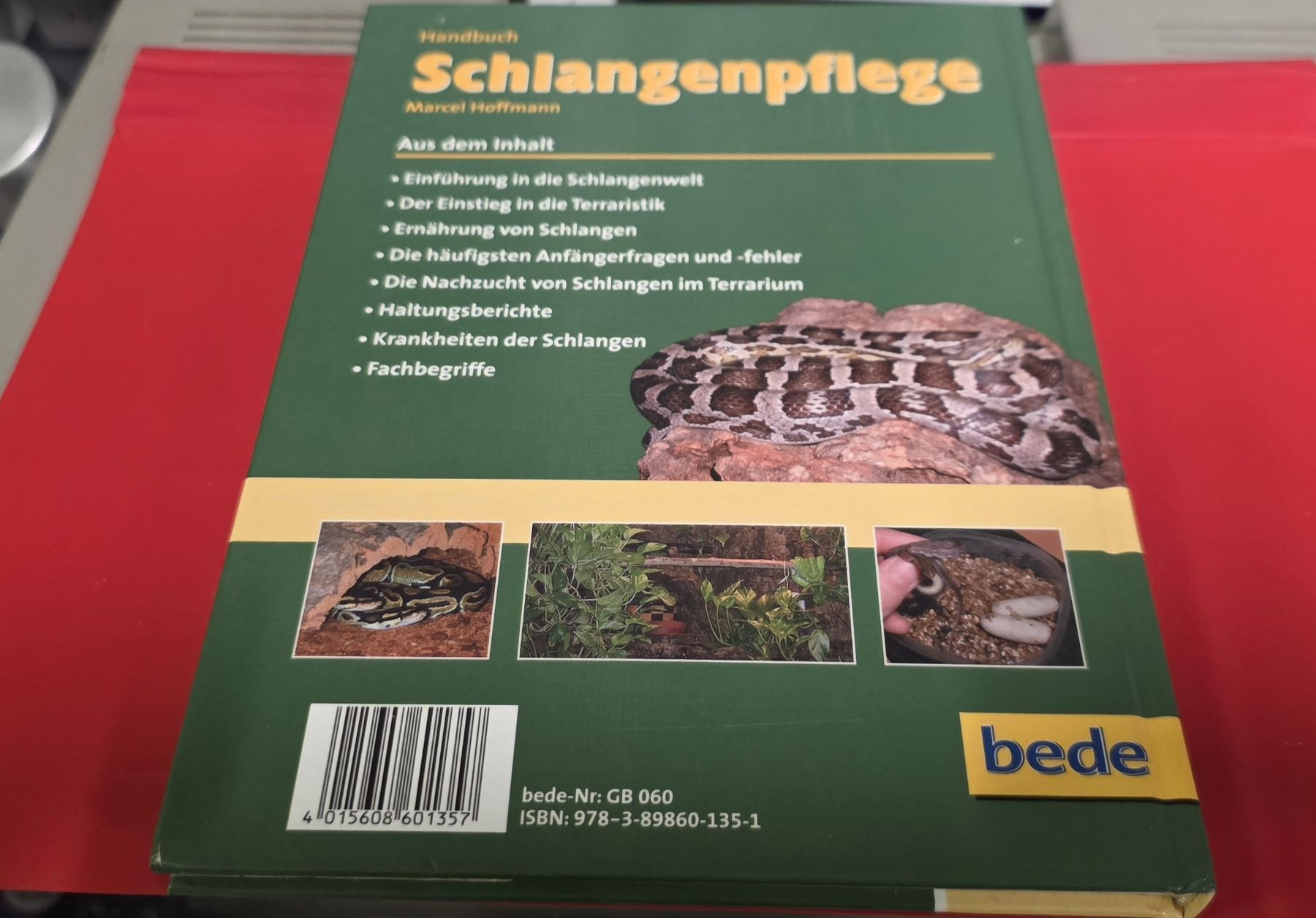 Libri: Schlangenpflege Handbuch (BUCH) – Usato da Reinach BL venduto da _MasterK_ 1