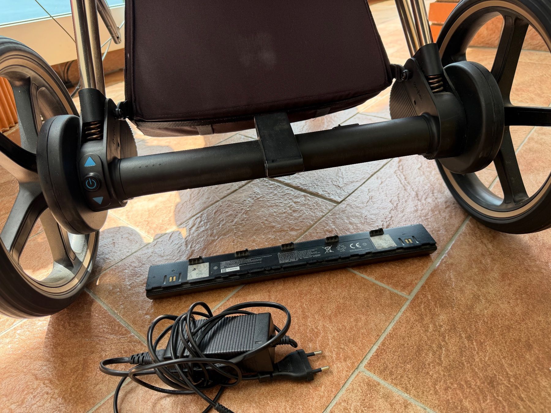 Cybex Carrozzine: Cybex e-Priam Blu come nuovo – Usato da Castagnola venduto da val_j92j 4