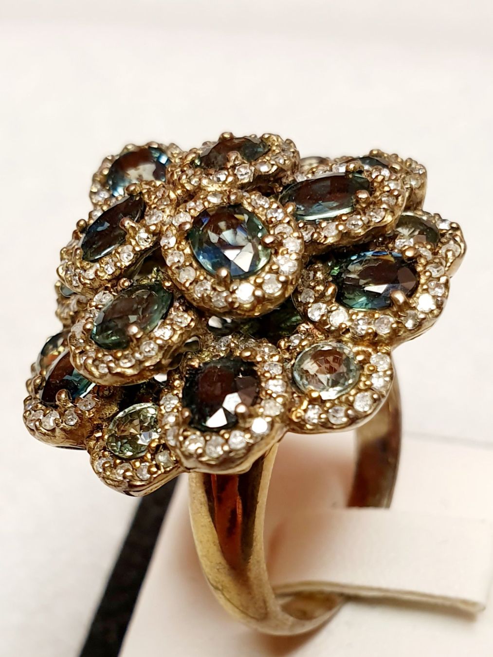 Anelli: Ring mit Tsavorit und Diamanten – Nuovo (secondo la descrizione) da Zürich venduto da Bieter04 7