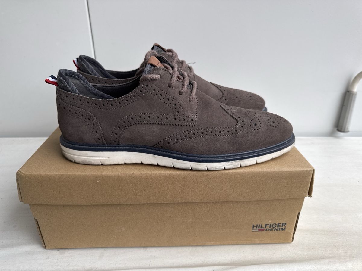 Tommy Hilfiger Scarpe da uomo: Schuhe / chaussures TOMMY HILFIGER – Nuovo (secondo la descrizione) da Lausanne venduto da joshua75 1