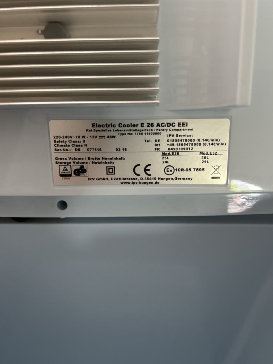 Frigoriferi & Refrigeratori: Kühlbox elektrisch – Nuovo (secondo la descrizione) da henau venduto da Laureta0 4