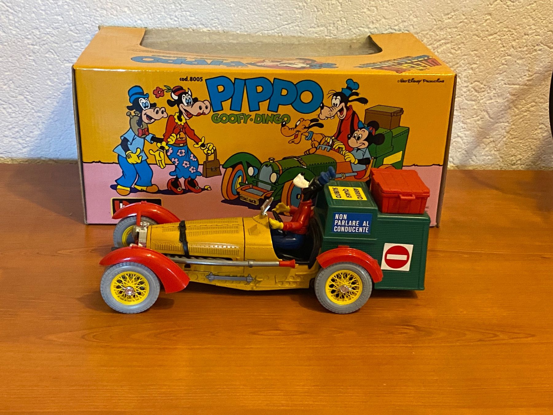 Bugatti Modellautos: Burago  Bugatti Pippo Goofy / Dingo 1/18 – Gebraucht aus Bonfol von zagato43e 3