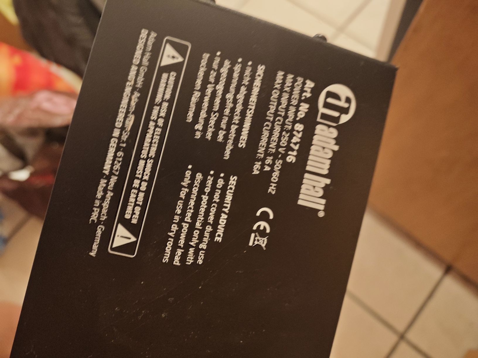 Stromzufuhr: Adam Hall 874716 – Gebraucht aus Sarnen von Laut_musik 3