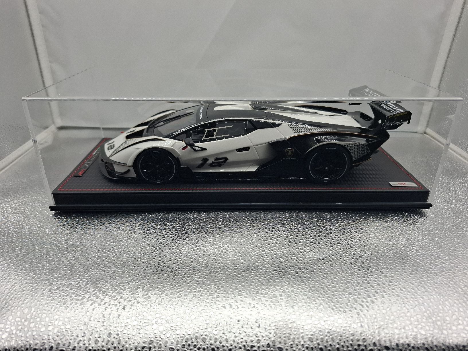 Lamborghini Modellini d'auto: MR Lamborghini Essenza SC V12   1:18 – Nuovo (secondo la descrizione) da Gipf-Oberfrick venduto da Edii45
