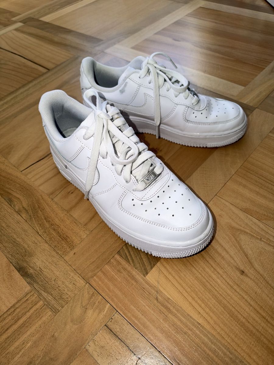 Nike Scarpe da uomo: Nike Air Force 1,  Gr. 38.5 – Usato da Speicher venduto da Loumi711