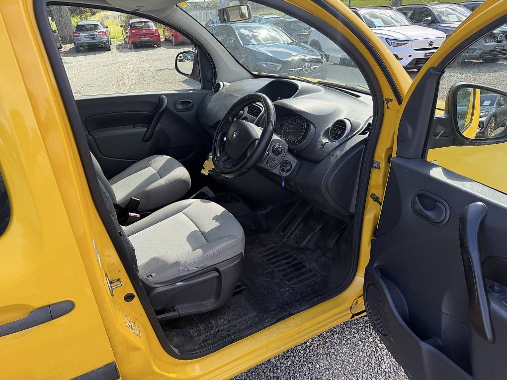 Automobili: Renault kangoo 1.6 Liter Automat  – Usato da Winterthur venduto da Sinoregi 5