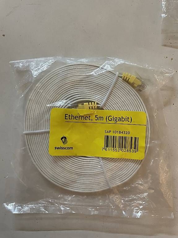 Kabel: Câble ethernet neuf, lot de 5 – Gebraucht aus Lausanne von Sxbibi
