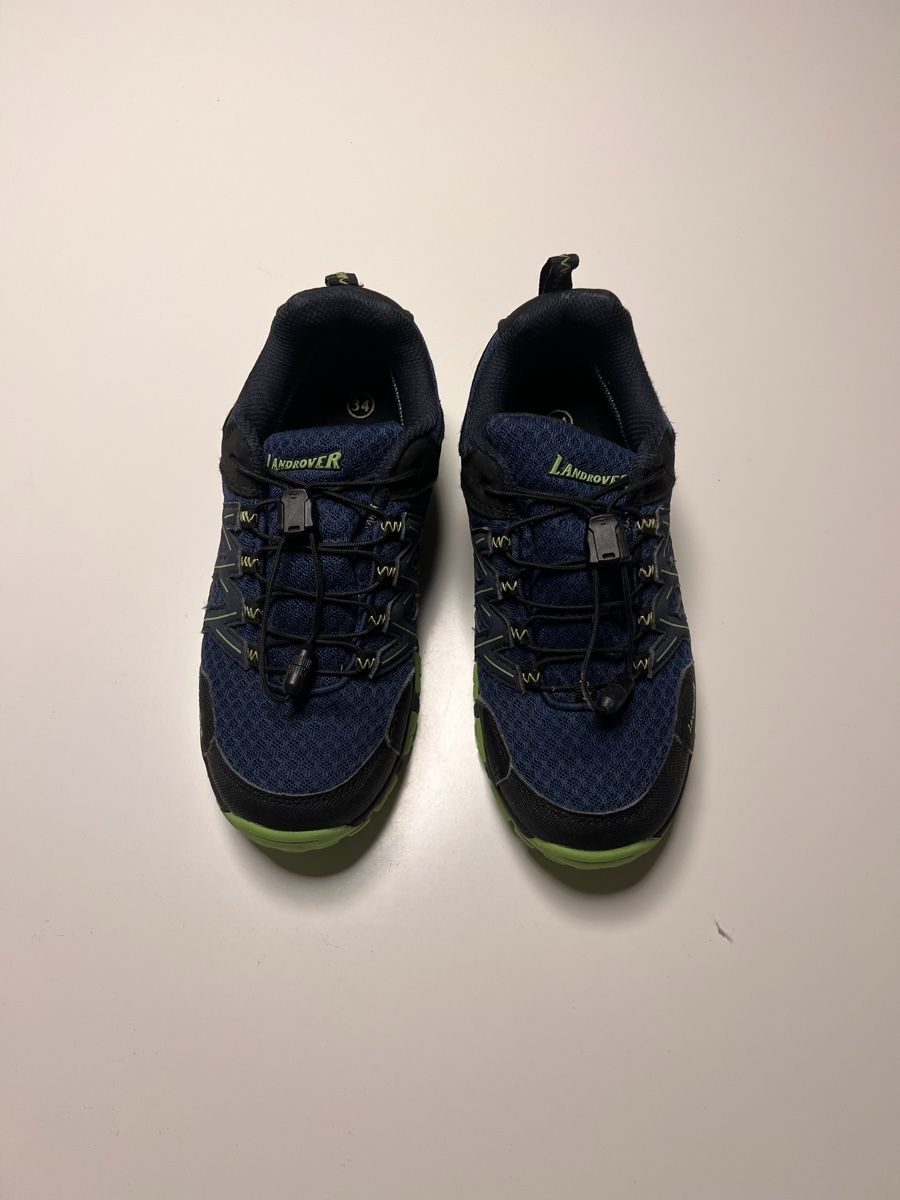 Scarpe da uomo: Chaussures de randonnée enfant,  taille 34! – Usato da Cologny venduto da aidakr 1