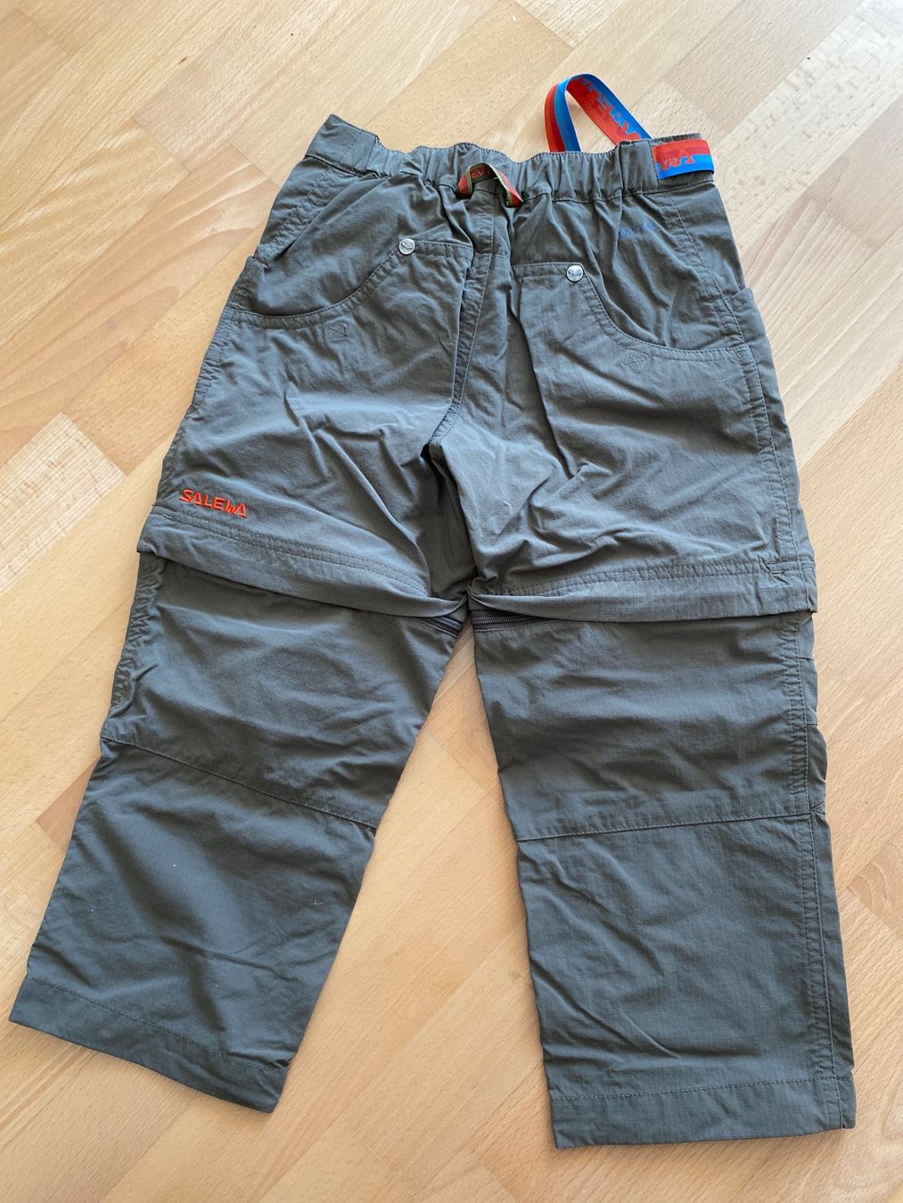 Salewa Pantalons: Wanderhosen Gr. 104 – D'occasion à Illnau par Dodo115 4