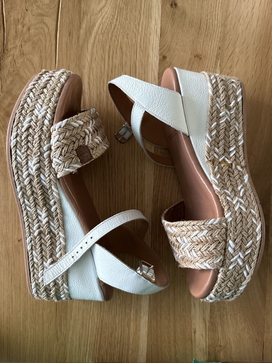 Damenschuhe: Leather sandals. Size 38. Super comfortable!! Soft sole – Neu (gemäss Beschreibung) aus Zürich von lar_8826