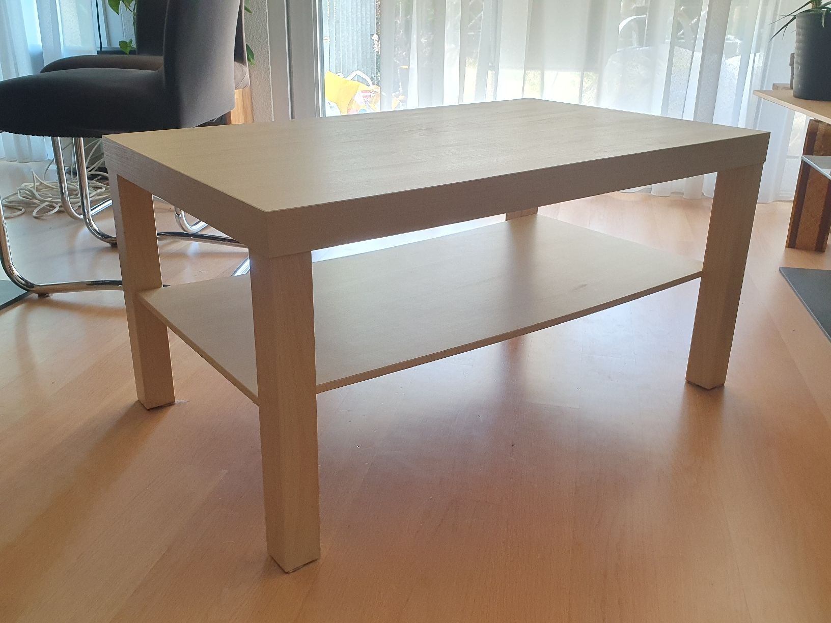 Tables: Kaffeetisch Lack von Ikea – D'occasion à Gerlafingen par MayraSilbertann