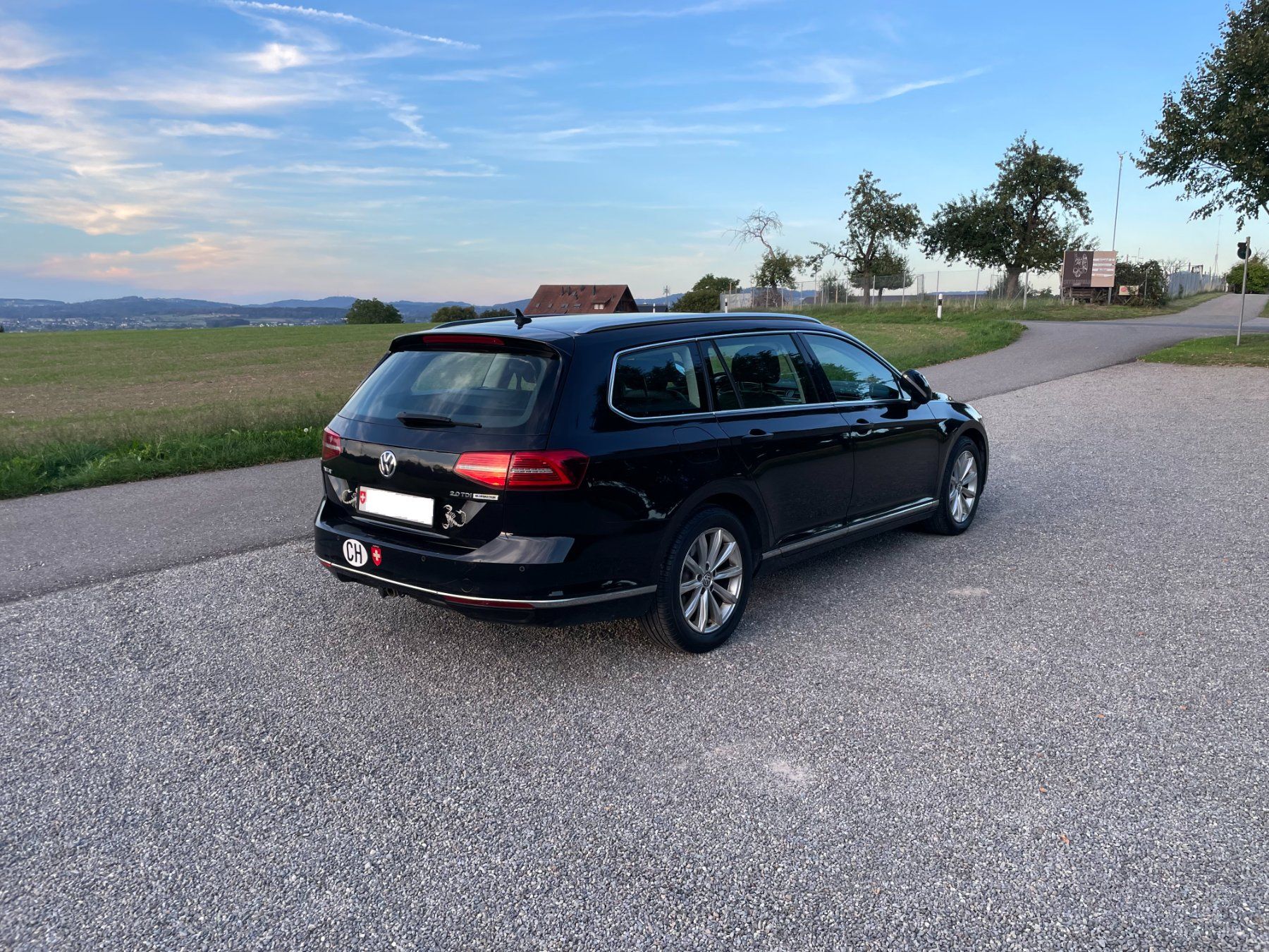 VW Autos: VW Passat B8 Combi 2.0TDi DSG – Gebraucht aus Auw von Neo_z2rq 2