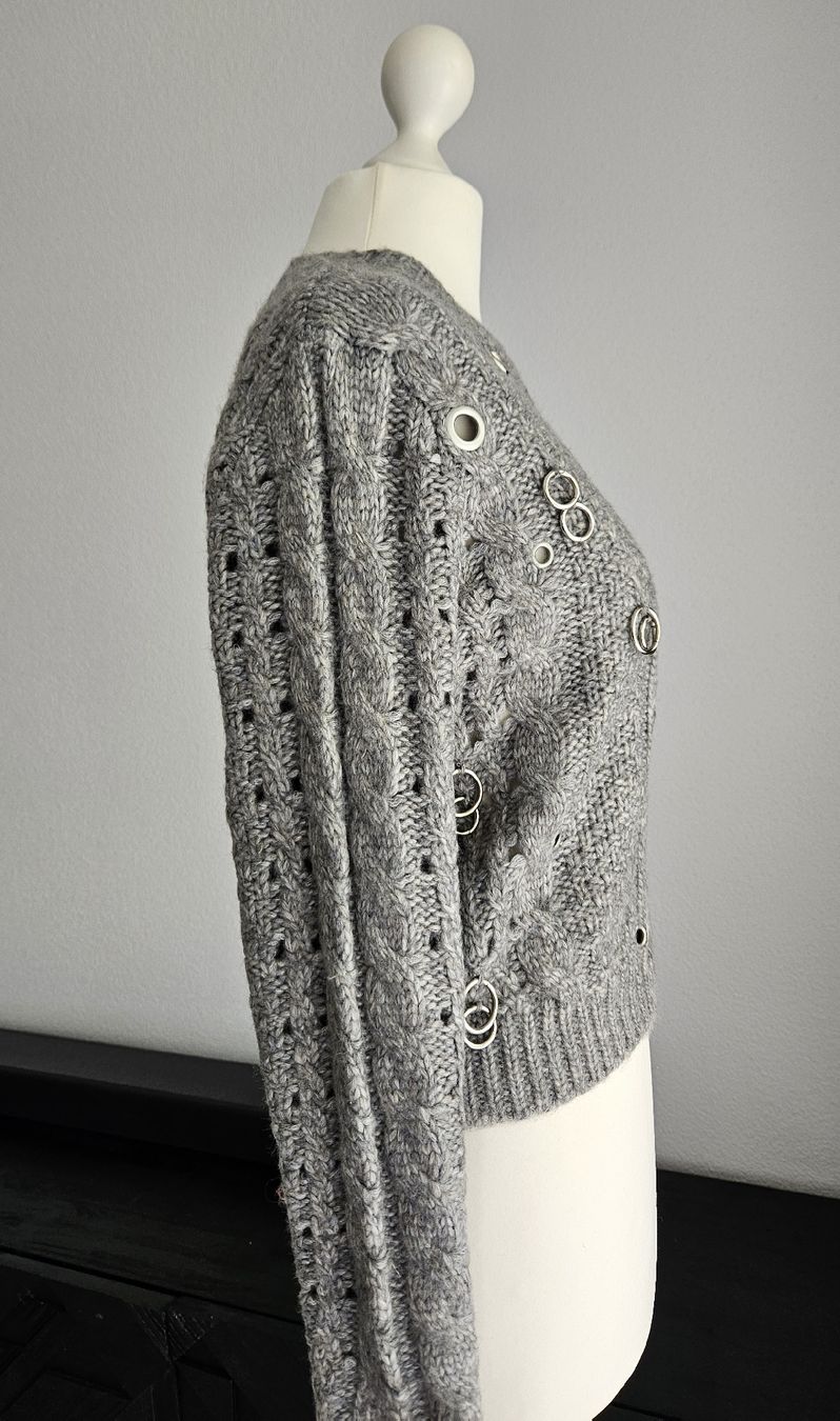 Maglioni & Felpe: Grauer Strickpullover Grösse S – Usato da Bülach venduto da Recherchieren 3