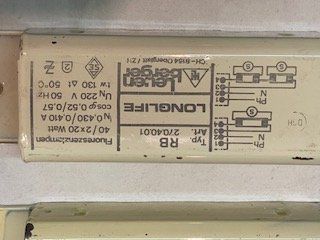 Elektronikbauteile: 3 Stk. Starter zu Neonröhren - Lampen – Gebraucht aus Büren SO von omsa 2