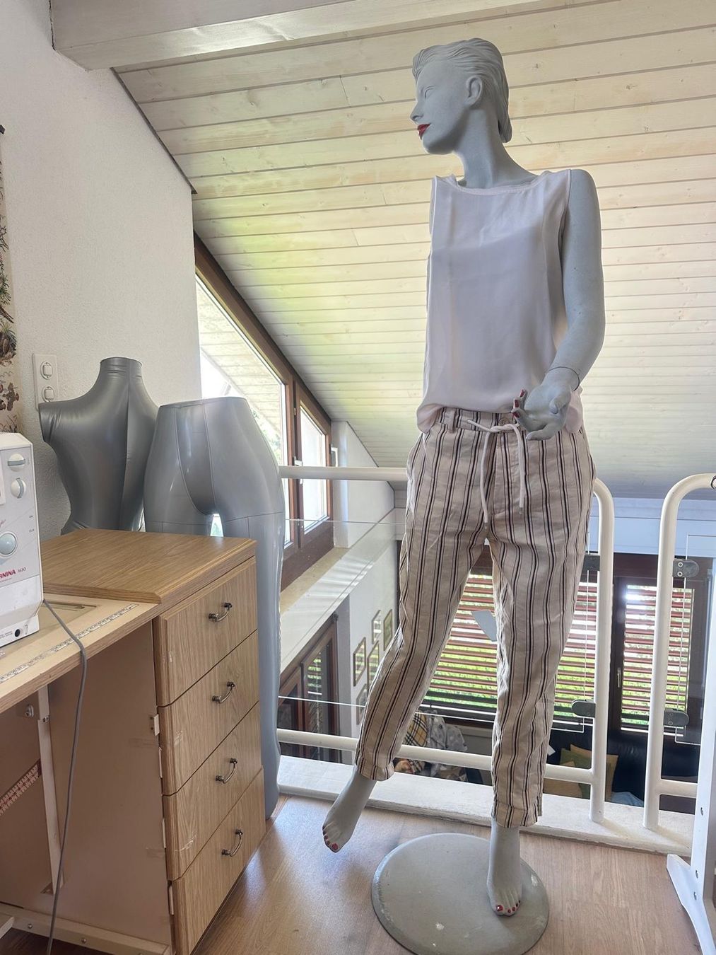 Pantaloni: Schöne Hose von MASON'S – Usato da Neuhausen venduto da Lechasseur 2