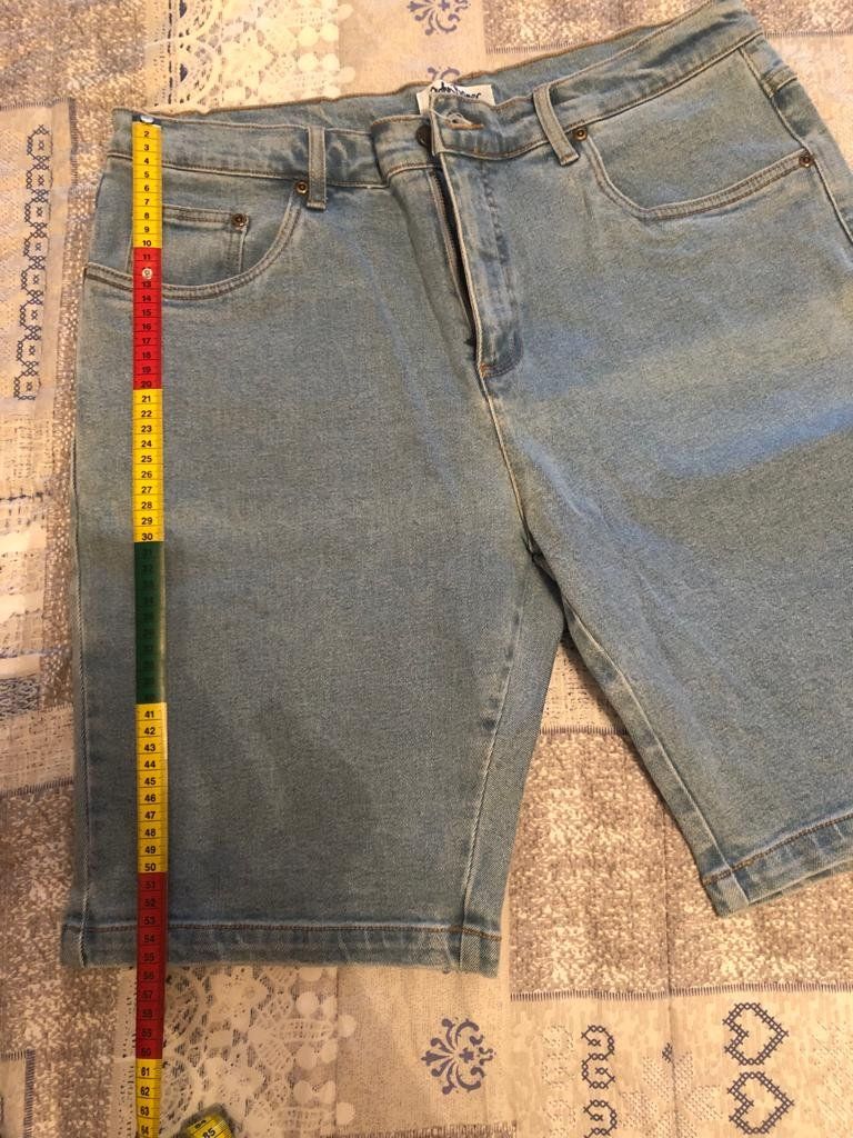 Pantaloni: HERREN CARGO BERMUDA NEU – Usato da basel venduto da lupettone 4