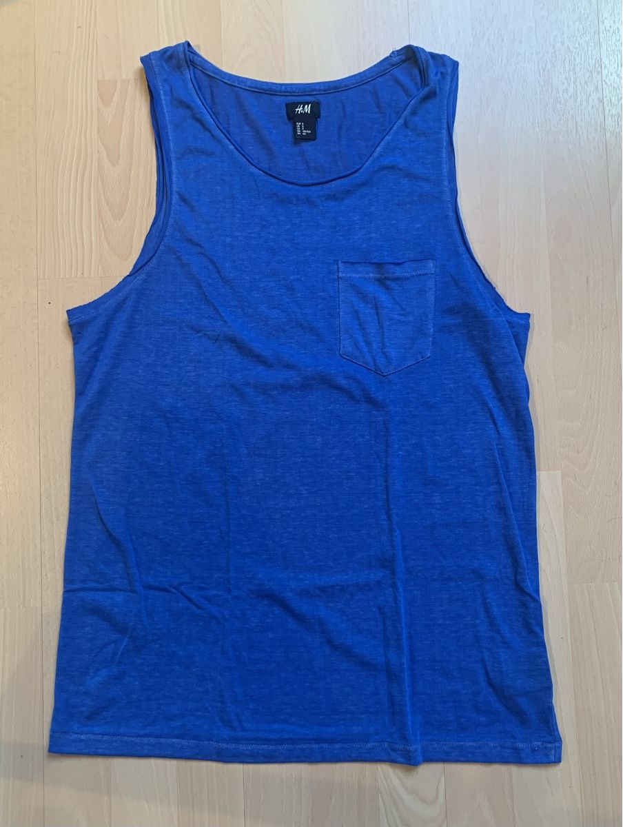 H&M T-shirt: Tank Top – Nuovo (secondo la descrizione) da Herzogenbuchsee venduto da est_778v