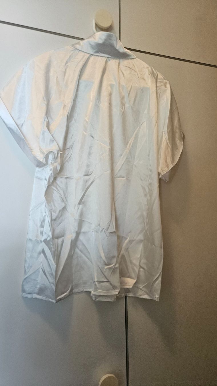 Blusen: Camicetta bianca tg.L poliestere – Gebraucht aus Melano von H-Sara 1