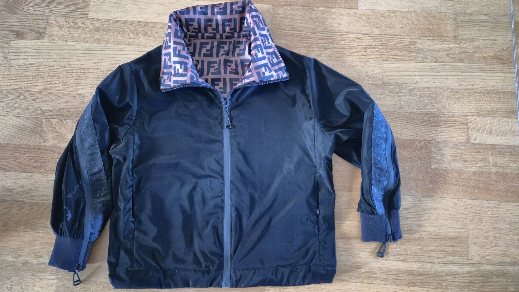 Fendi Jacken: Fendi Jacke Grösse S – Gebraucht aus Benglen von Janine_25