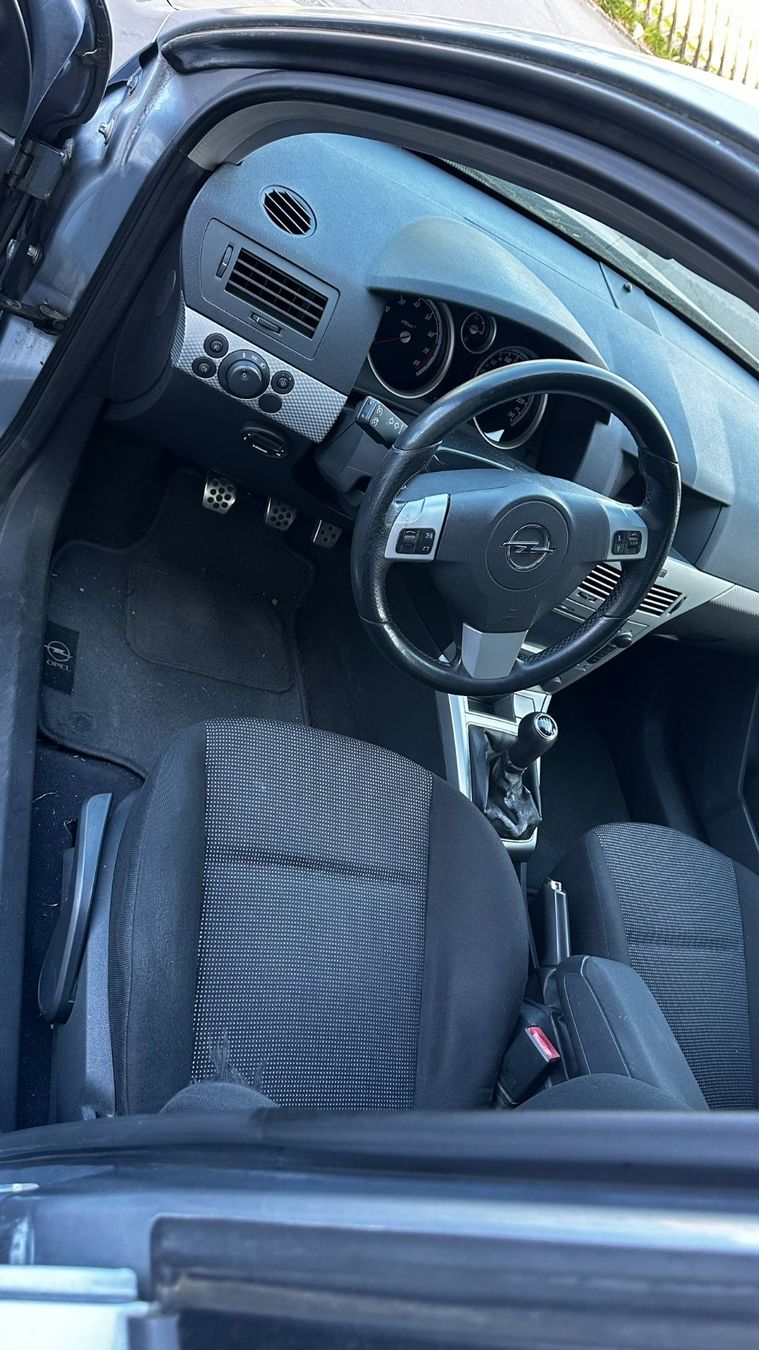 Opel Autos: Opel Astra 200 PS – Gebraucht aus Rebstein von EvdHo 3