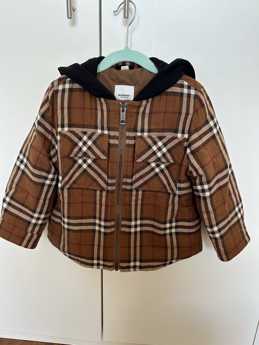 Burberry Giacche & Cappotti: Burberry winter jacket – Nuovo (secondo la descrizione) da Küssnacht am Rigi venduto da hor_dpb7
