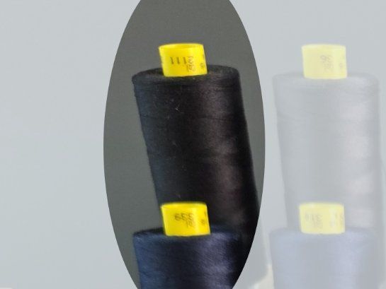 Cordicelle & Fili: Nähfaden Gütermann 70 mit 700m - 2111 schwarz – Nuovo e nell'imballaggio originale da Winterthur venduto da LederSchneiderei