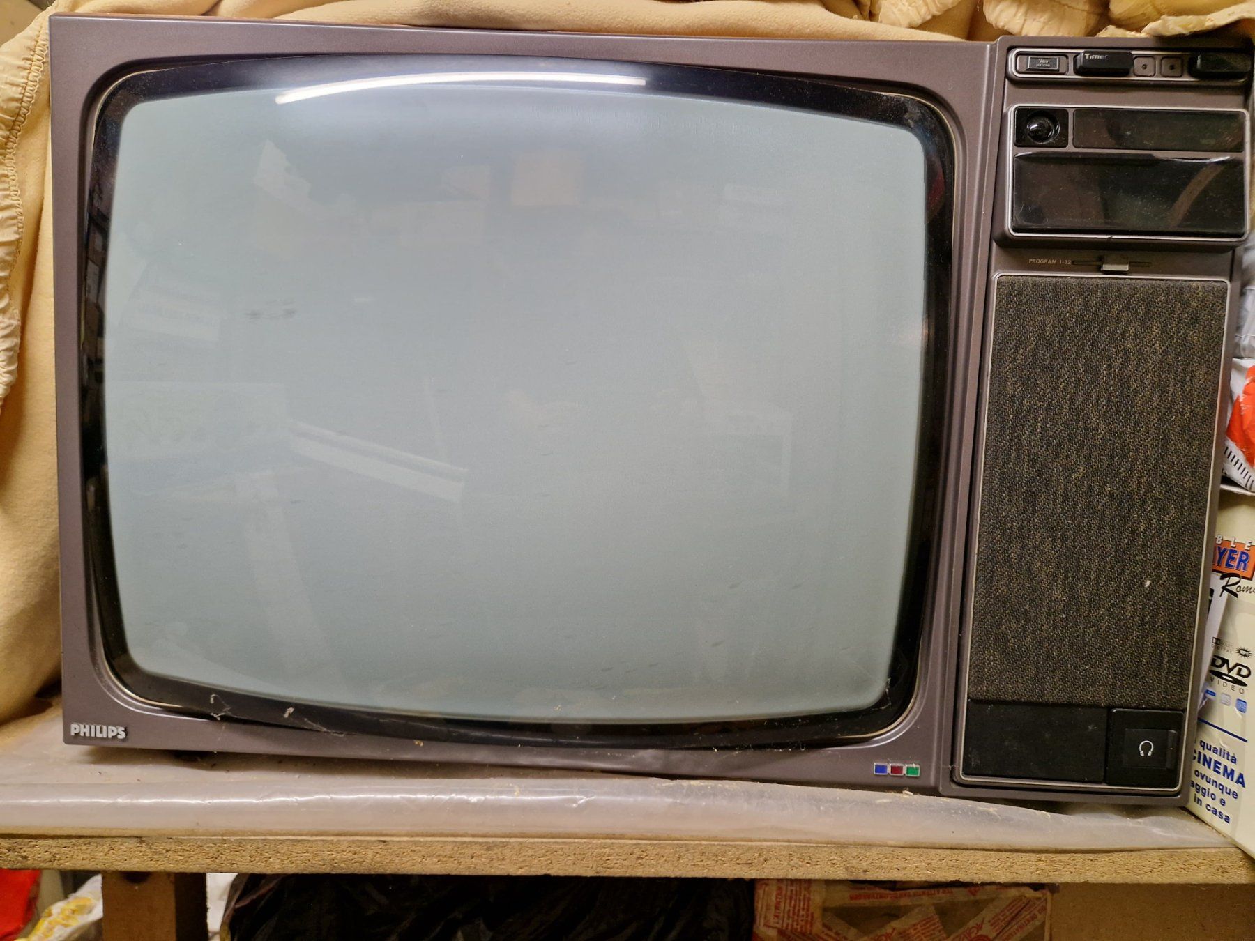 Philips Televisori: Philips Farb TV mit Fernbedienung – Usato da Egliswil venduto da Doesi
