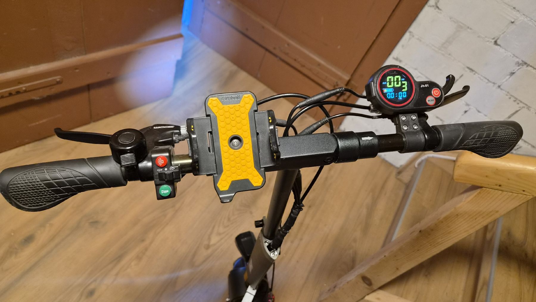 VMAX Kickboard: VMAX E-Scooter E-Trotti – Usato da Beckenried venduto da luca1231 4