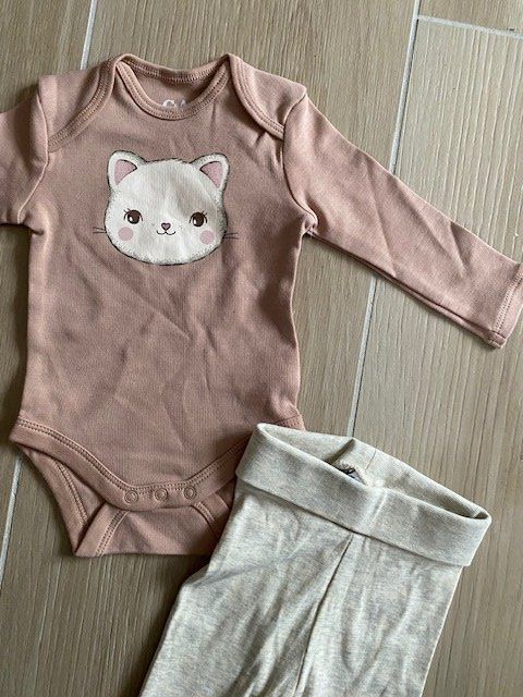 Lotti & Set di vestiti: neues Baby Geschenk Set Gr. 62 "Büsi" – Nuovo (secondo la descrizione) da Staufen venduto da Nasli 1