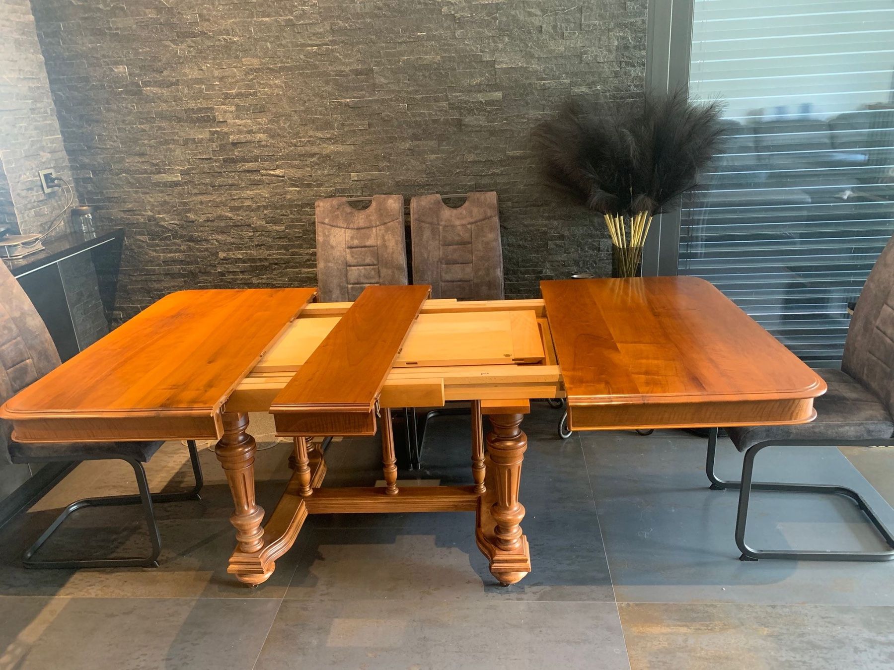 Tavoli: Table extensible en bois de noyer massif Henri II – Usato da Roche VD venduto da gio_jtn6 1