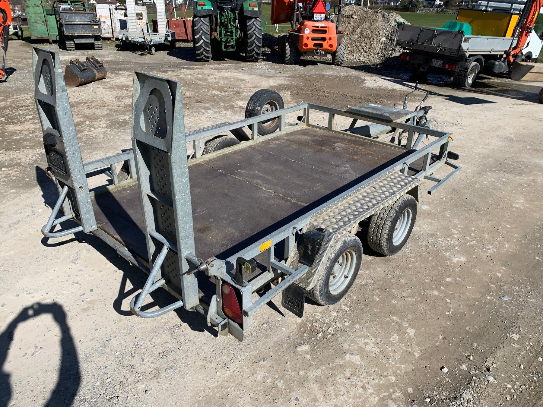 Ifor Anhänger: Bagger Anhänger GG 3500Kg – Gebraucht aus Hausen am Albis von toppreis05 3