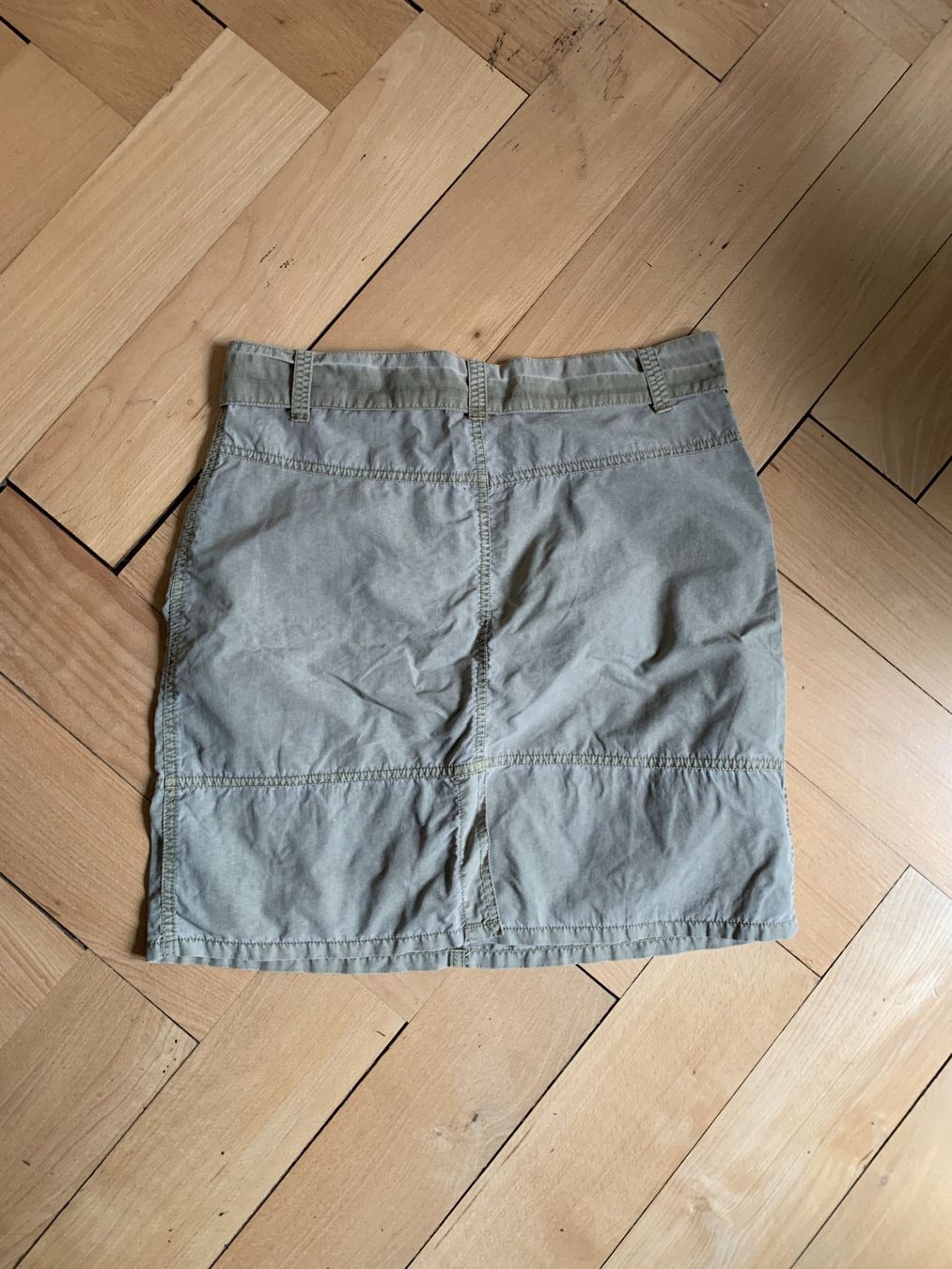 Jupes: LUHTA - Rock taupe 36 – D'occasion à Zürich par Diazaio 2
