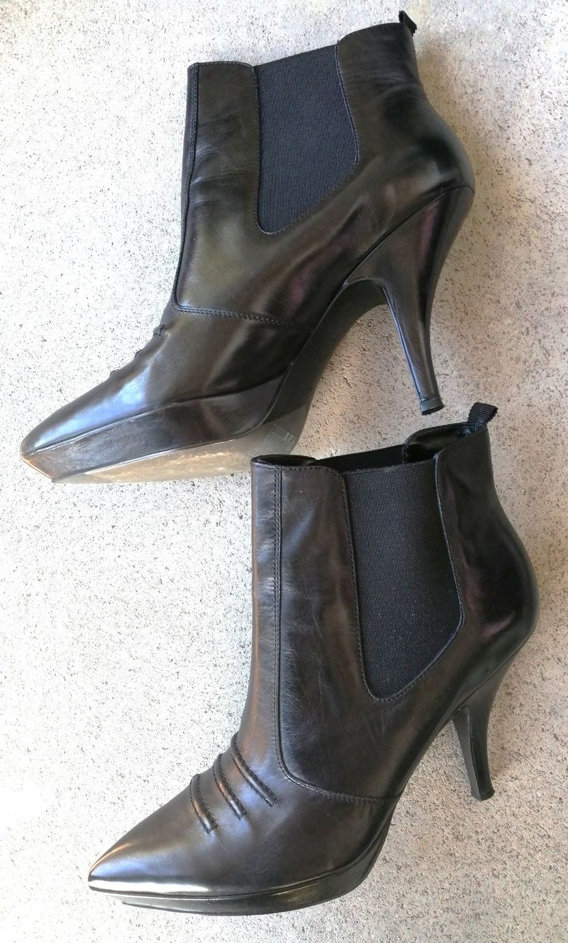 Ash Scarpe da donna: Schwarze Leder Stiefeletten mit Absatz, Grösse 41 – Usato da Schaffhausen venduto da Domifran 1