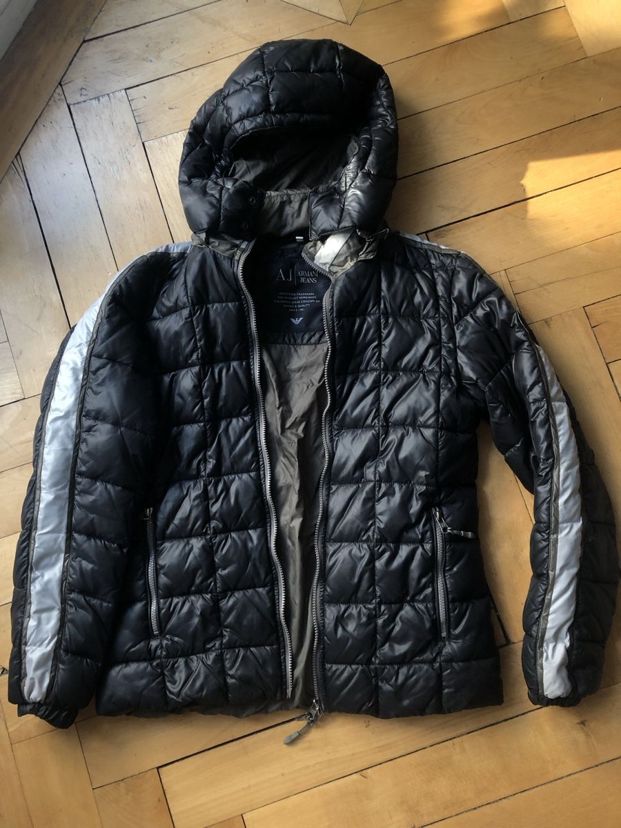Armani Jacken: Rare Armani Pufferjacket Daunenjacke Y2K – Gebraucht aus Zürich von yas_alam
