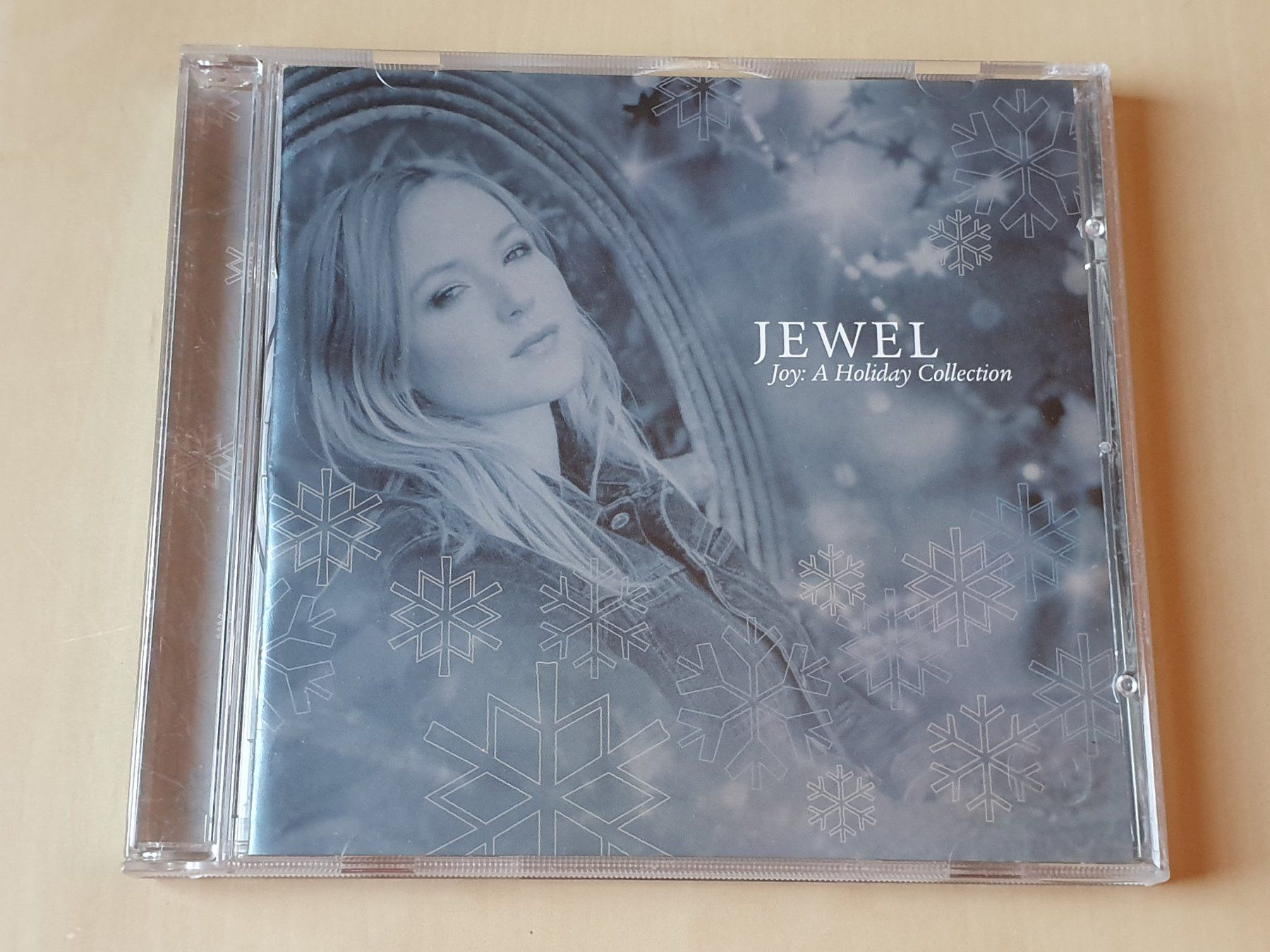 CDs: Jewel Joy: A Holiday Collection – Gebraucht aus Stansstad von collectorsshop