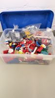 Grosse Box mit LEGO
