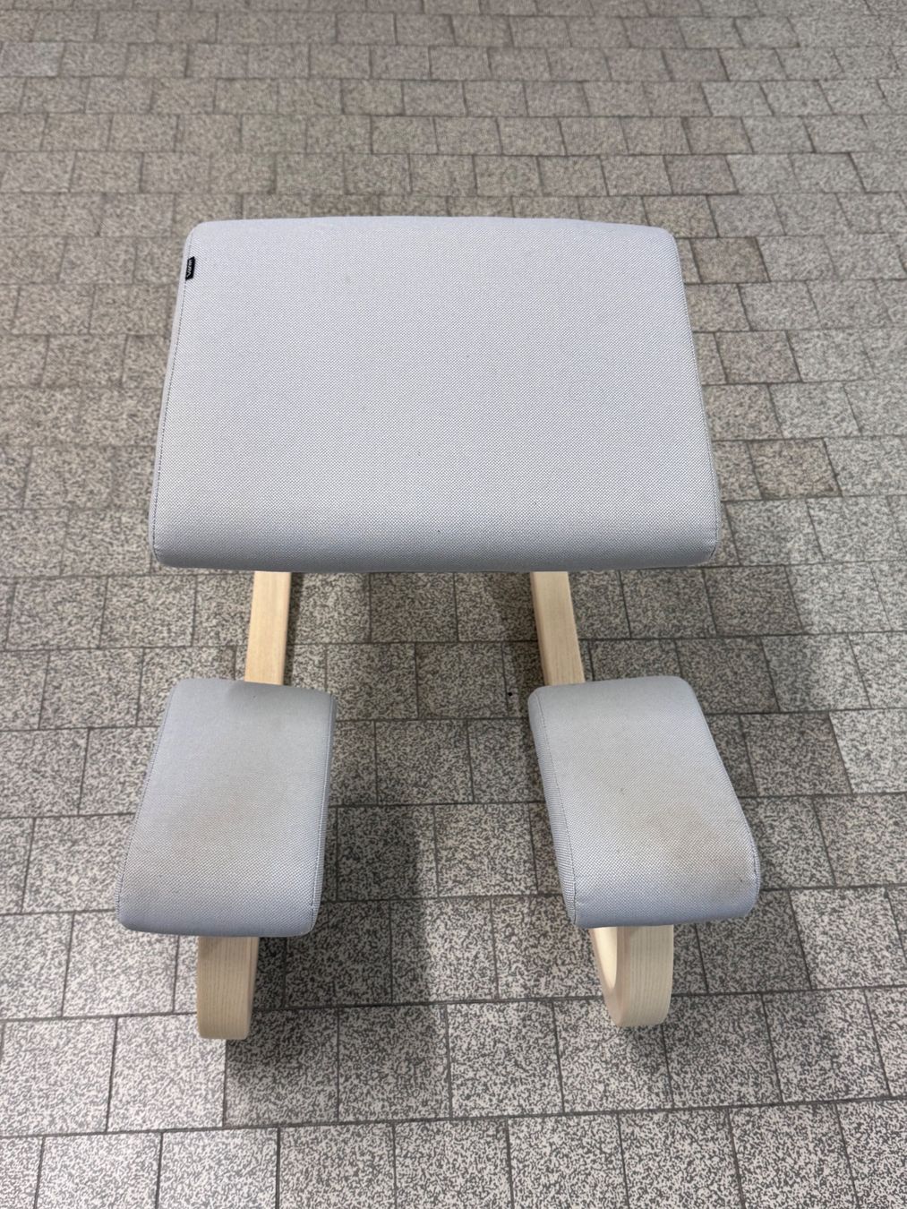 Varier Sedie: Varier Variable Kniestuhl – Usato da Rüschlikon venduto da eth_9zzk 3