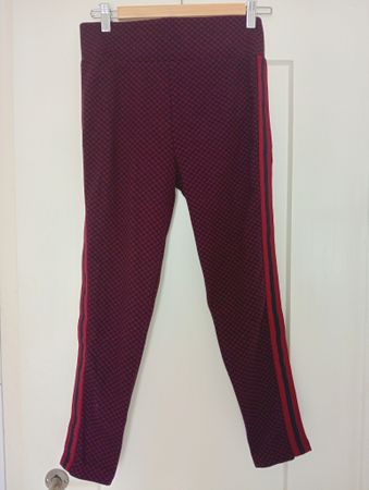 Esprit Leggings Gr. 38/40 M bordeaux mit Seitenstreifen, Top