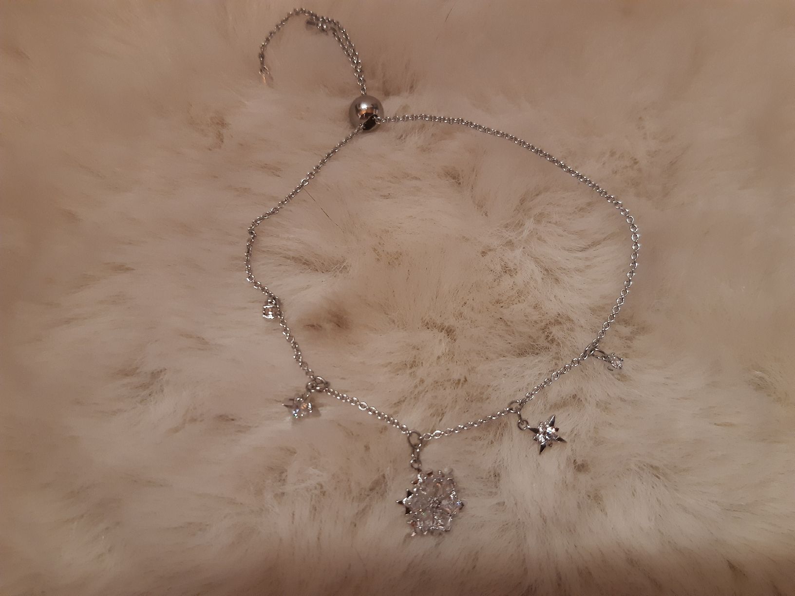 Swarovski Bracciali & Braccialetti: Wunderschönes Swarovski Armband mit Schneeflocken – Usato da Toffen venduto da Gwunderegge77 2