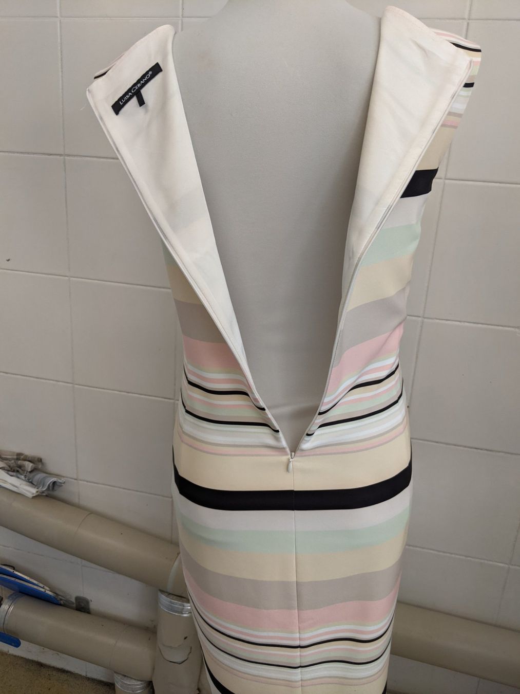 Vestiti: Damenkleid GR 36 – Nuovo (secondo la descrizione) da Langnau am Albis venduto da Judithsebi 4